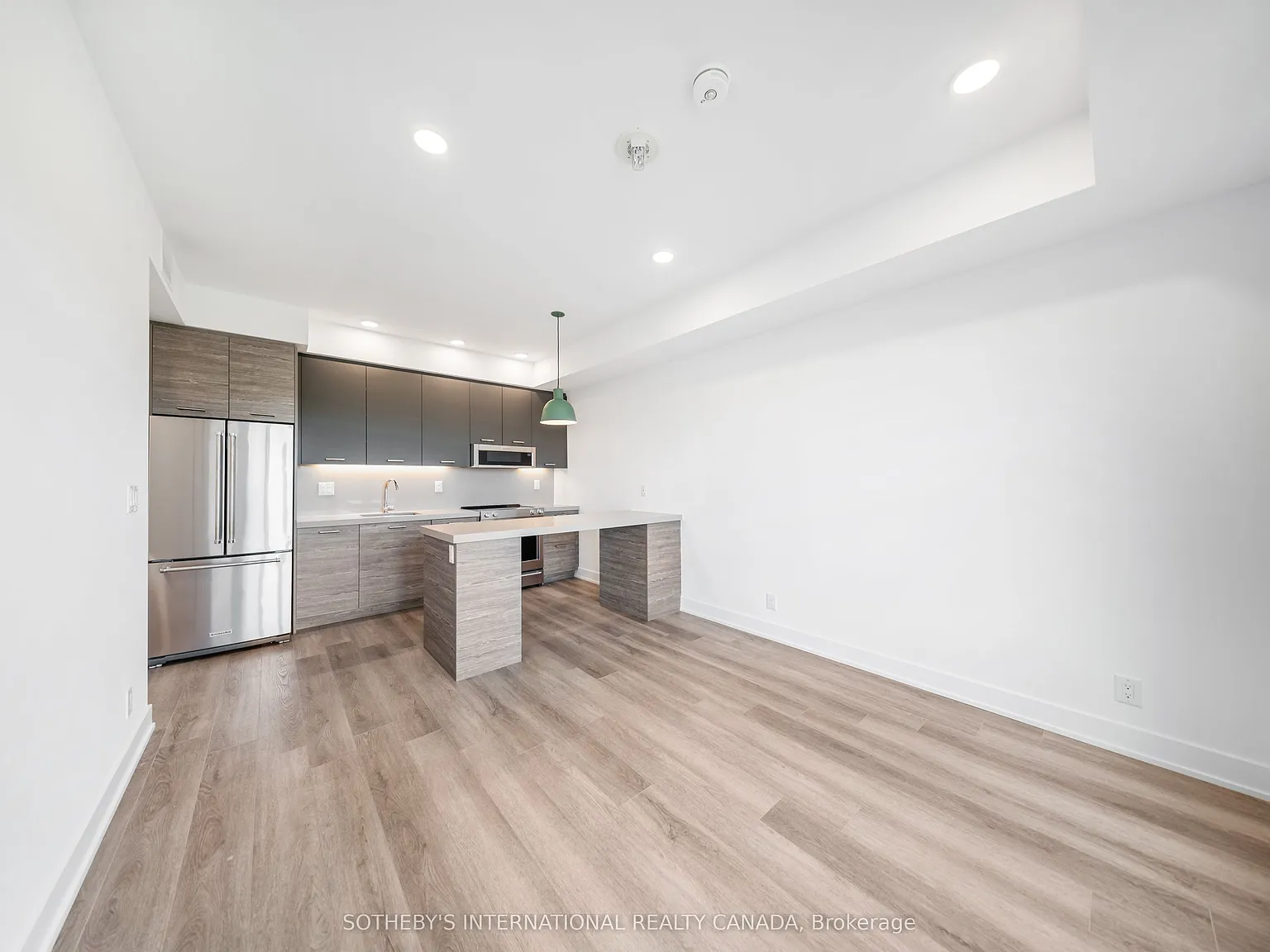 1 bed, $3,365 — Photo 4