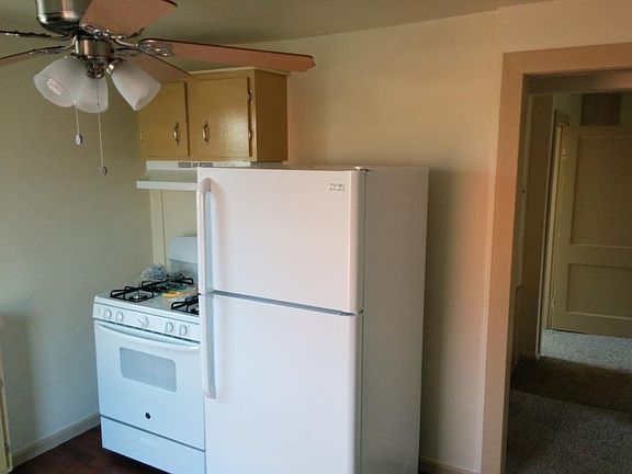 Kitchen - 1