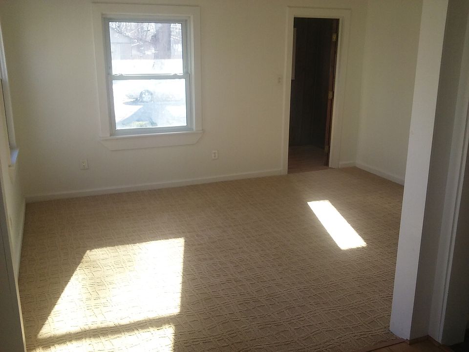 1st image of 27520 Long St