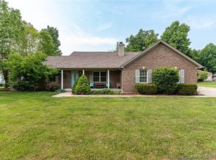 2609 Emerald Lake Dr, Charlestown, IN 47111
