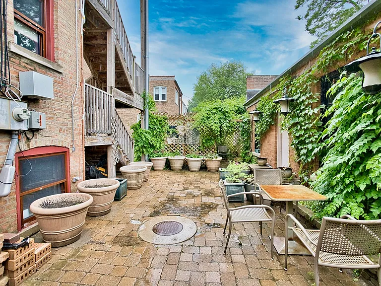 2437 W North Shore Ave #2 — Photo 43