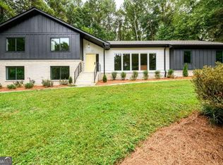 5365 Oxbow Rd, Stone Mountain, GA 30087