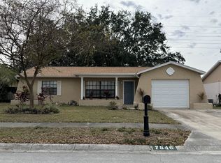 7846 Royal Hart Dr, New Port Richey, FL 34653