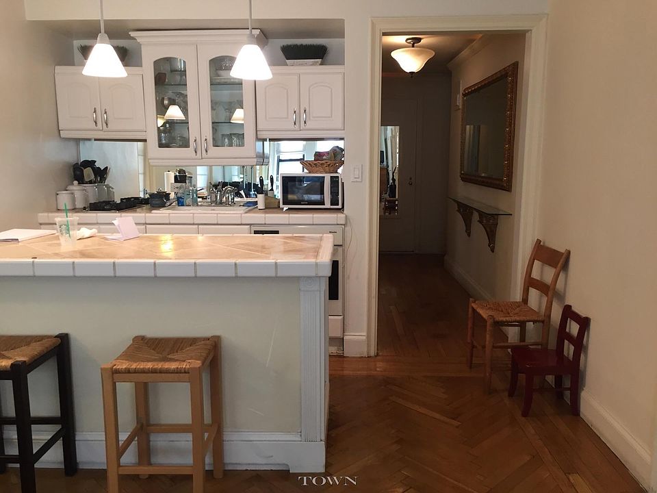 1st image of 1076 1st Ave #3H