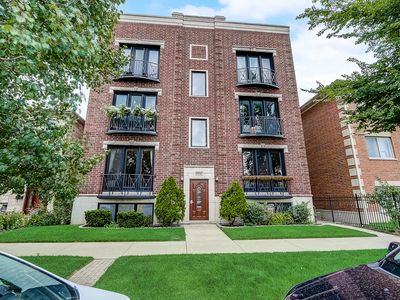 5057 N Northwest Hwy #1N, Chicago, IL, 60631