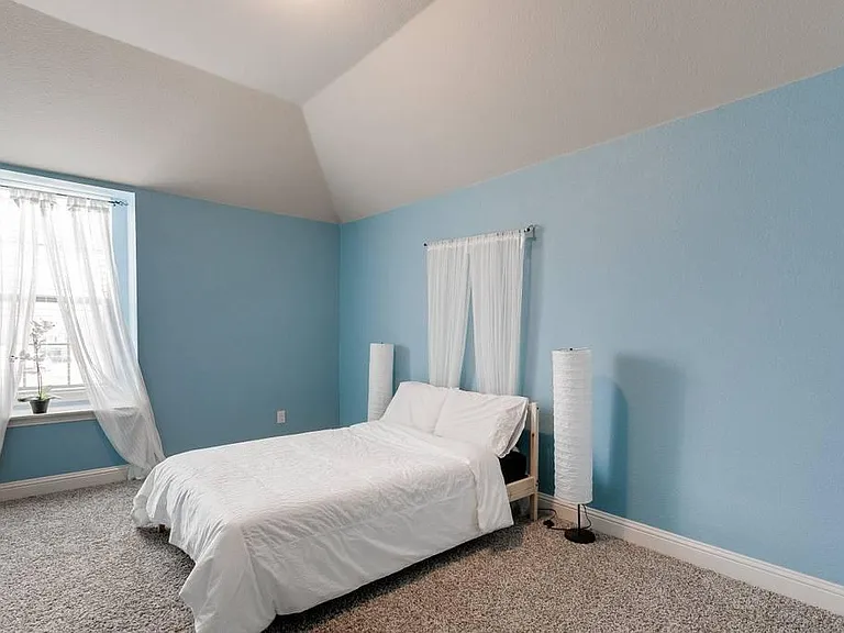 4119 Napoli Way — Photo 4