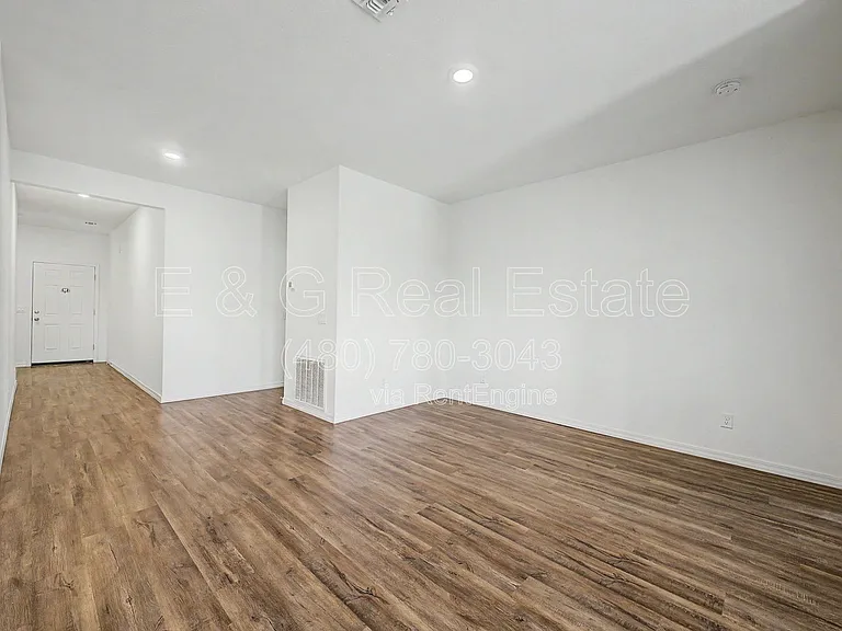 19577 W Palo Verde Dr — Photo 4