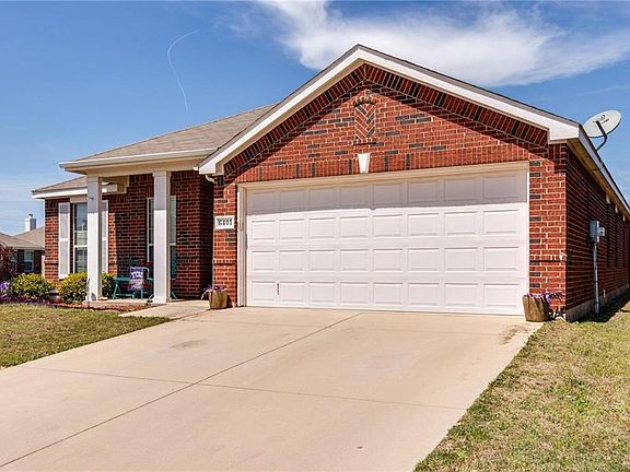 4th image of 6401 Stone Lake Dr