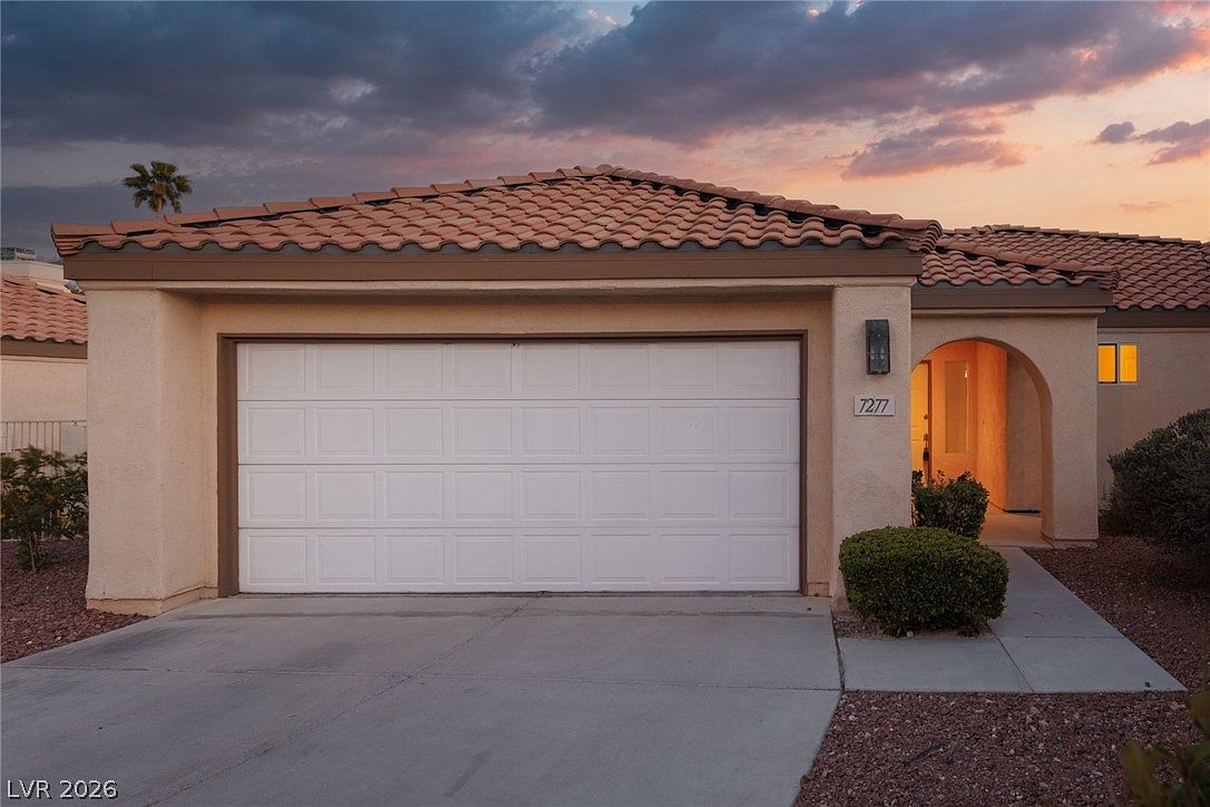 7277 Vista Bonita Dr