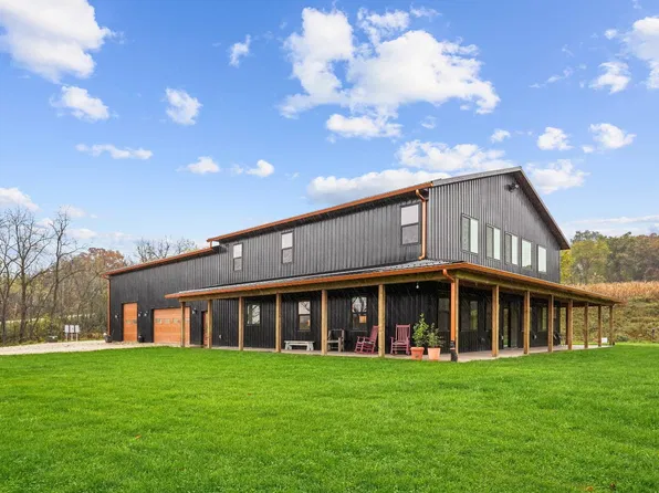 1372 Bakkum Rd, Waukon, IA 52172