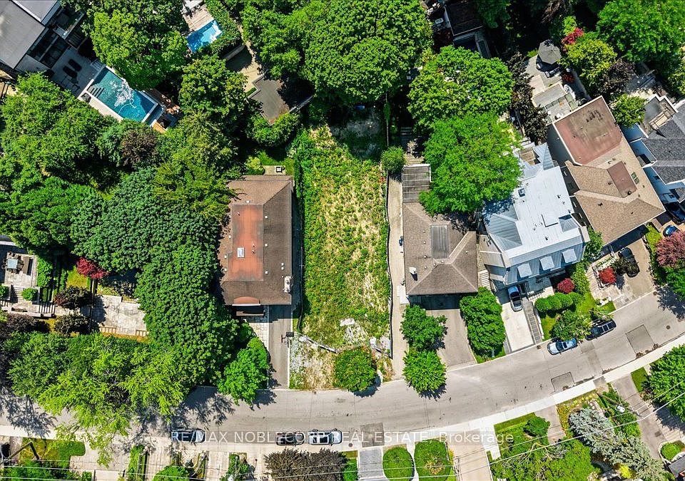 1st image of 180 Dunvegan Rd