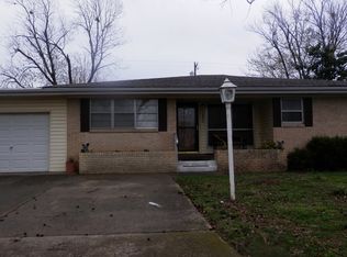 1902 Phelps Dr, Seminole, OK 74868