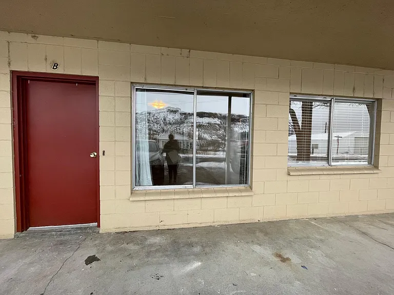 61 Crest Ave #B — Photo 11