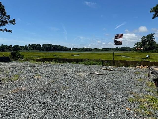 1st image of 84 & 85 Pin Oak Dr