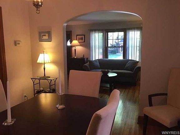 5th image of 46 Olney Dr