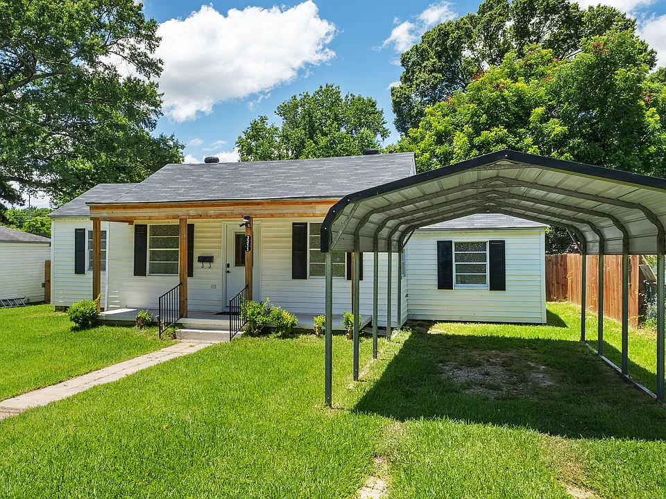 3311 Rhozine Ln