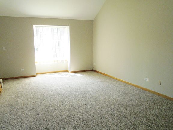 5th image of 1219 Monroe Ave