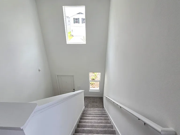 6425 Domizio Dr — Photo 14