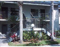 5th image of 7584 Eagle Creek Dr