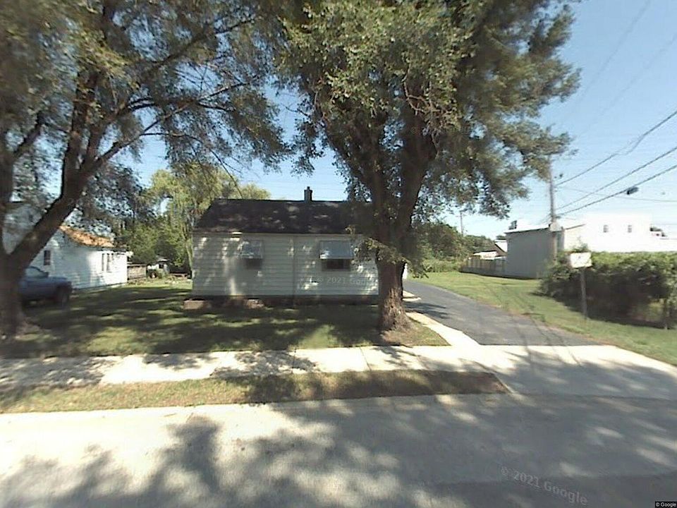 1st image of 885 Campbell Ave
