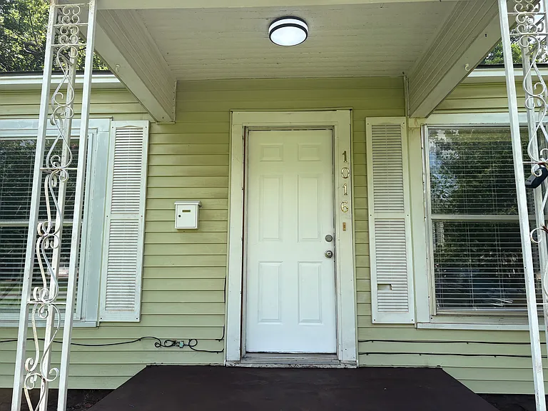 1016 S 17th St — Photo 3
