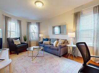 636 Washington St APT 4, Brookline, MA 02446