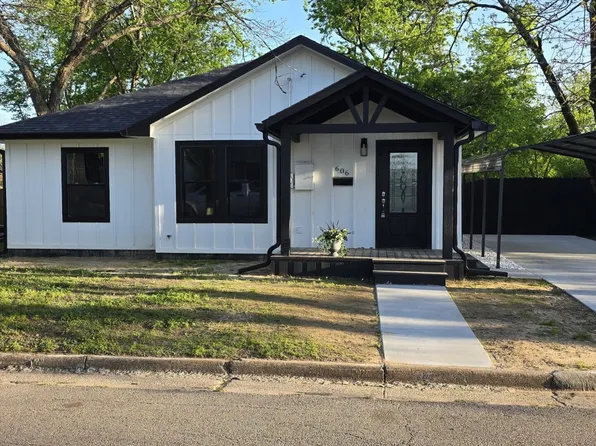 606 Ingram St, Sulphur Springs, TX 75482