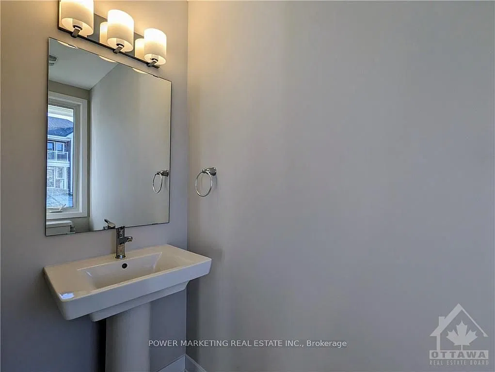 3 bed, $2,450 — Photo 3