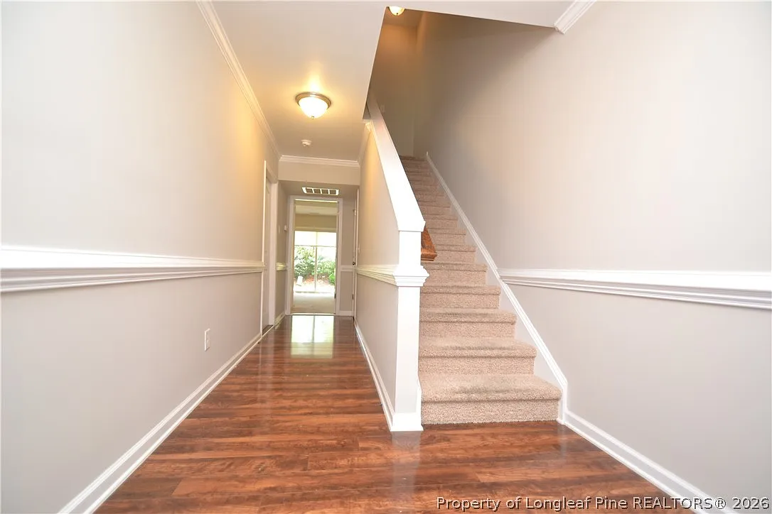 3 bed, 3.5 bath, 2060 sqft, $2,095 — Photo 2