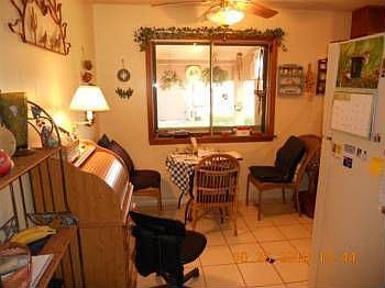 4th image of 7966 Gladiola Ave