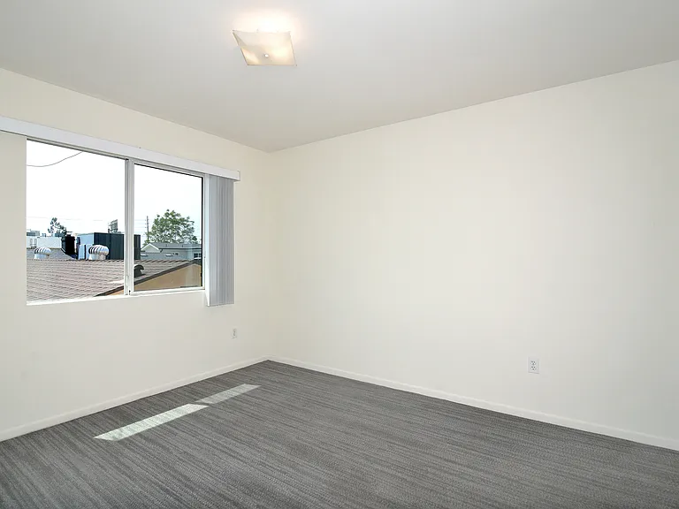 6843 Agnes Ave #2 — Photo 6