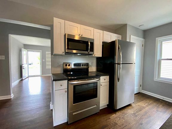 4th image of 291 E Jeffrey Pl