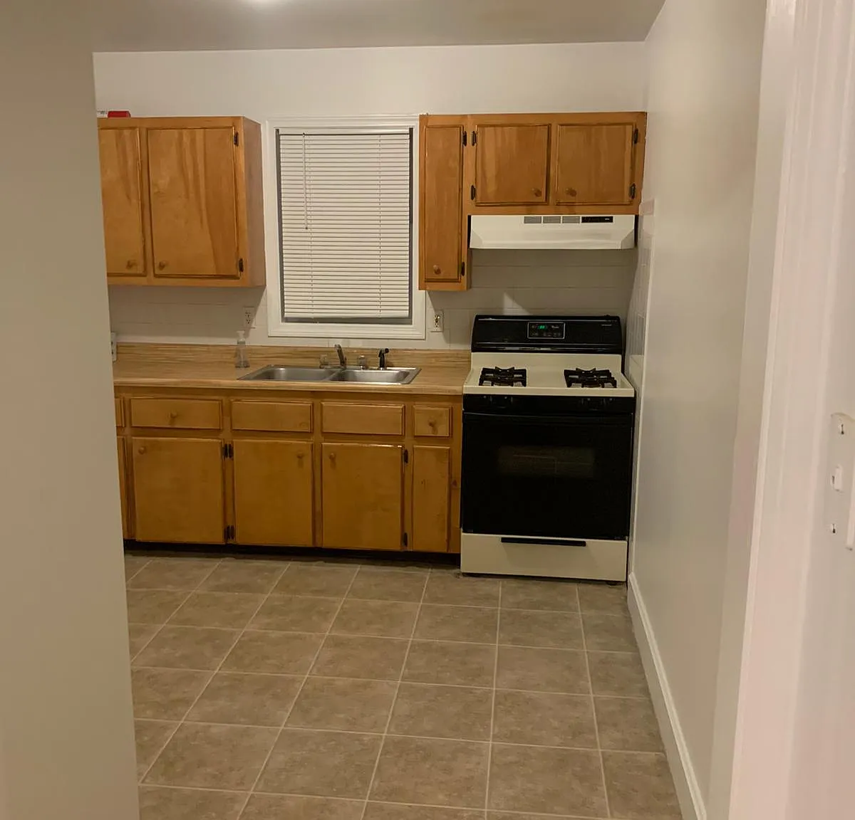 2 bed, $1,480 — Photo 2