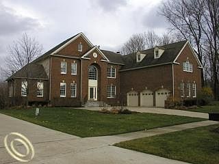 1st image of 25680 Shoreline Dr