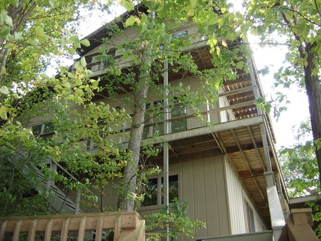 2nd image of 4549 Davies Rd