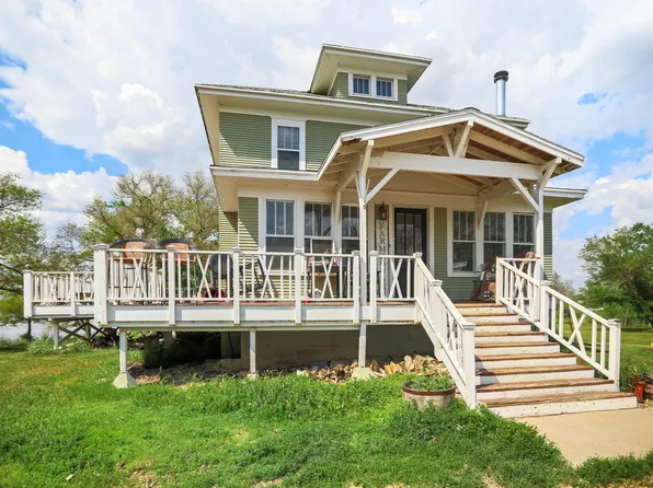 38442 10th Ave W, Redfield, SD 57469