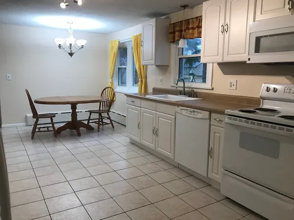 9 Saint James Ave, Enfield, CT 06082