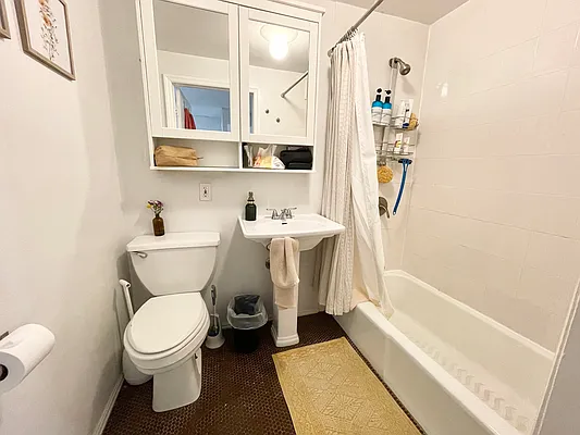 Rented by Compass | media 16