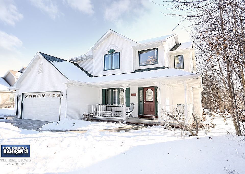 2nd image of 2107 E Elmview Dr