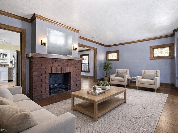 5th image of 2084 Olive Ave