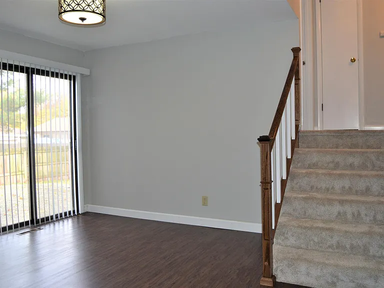 2316 Hackberry Ct — Photo 18