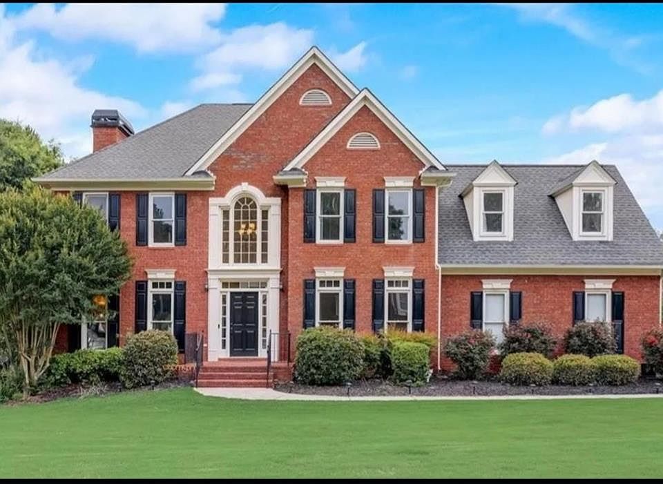1st image of 2705 Montclair Pl
