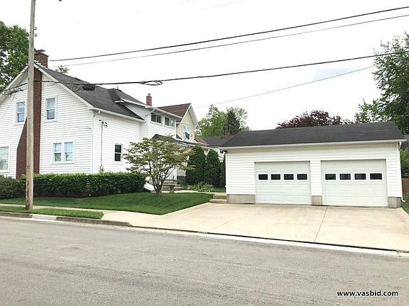 2nd image of 1031 Broadway Ave