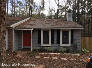 2135 Victory Garden Ln, Tallahassee, FL 32301