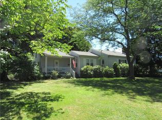 3621 Green Garden Rd, Aliquippa, PA 15001