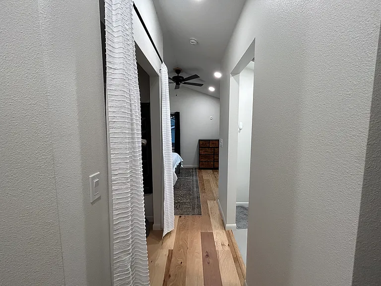 1422 N Arcadia St — Photo 8