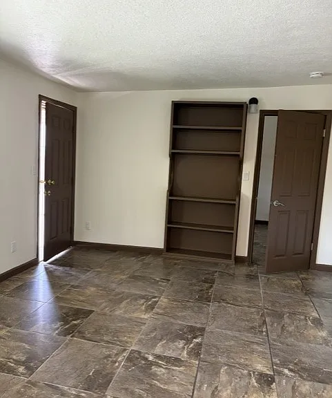 5909 Albemarle St — Photo 16