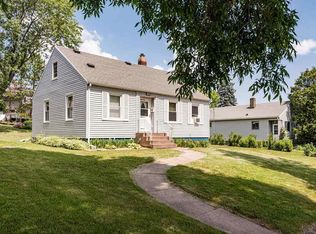 2709 W 7th St, Duluth, MN 55806