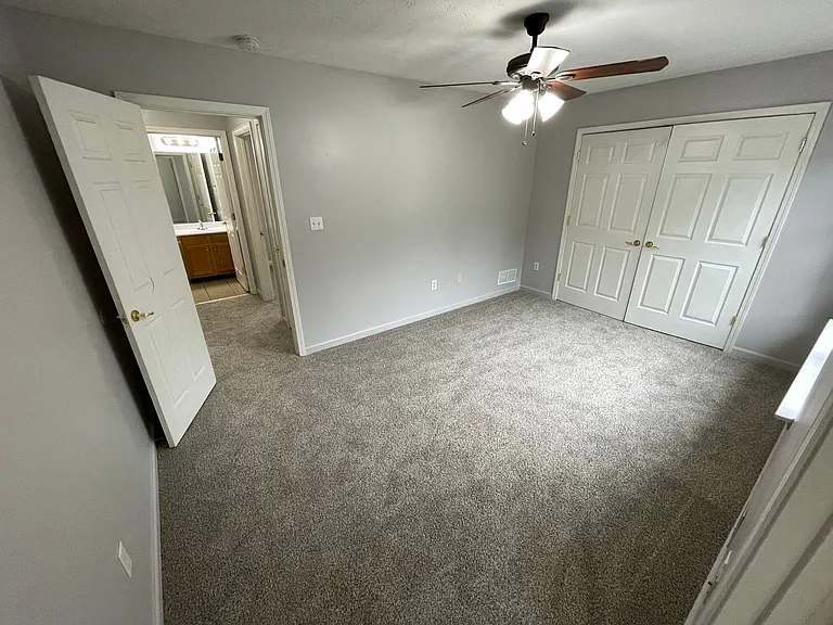 190 Benson Pike Duplex — Photo 24