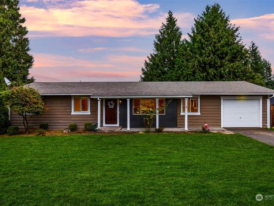 6229 Bluff Place, Everett, WA 98203